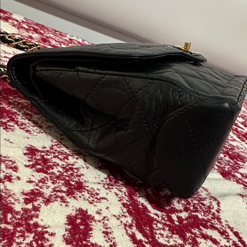 CHANEL Vintage 2-Toned CC Double Flap Bag Quilted Lamb Skin - Picture 7 of 16